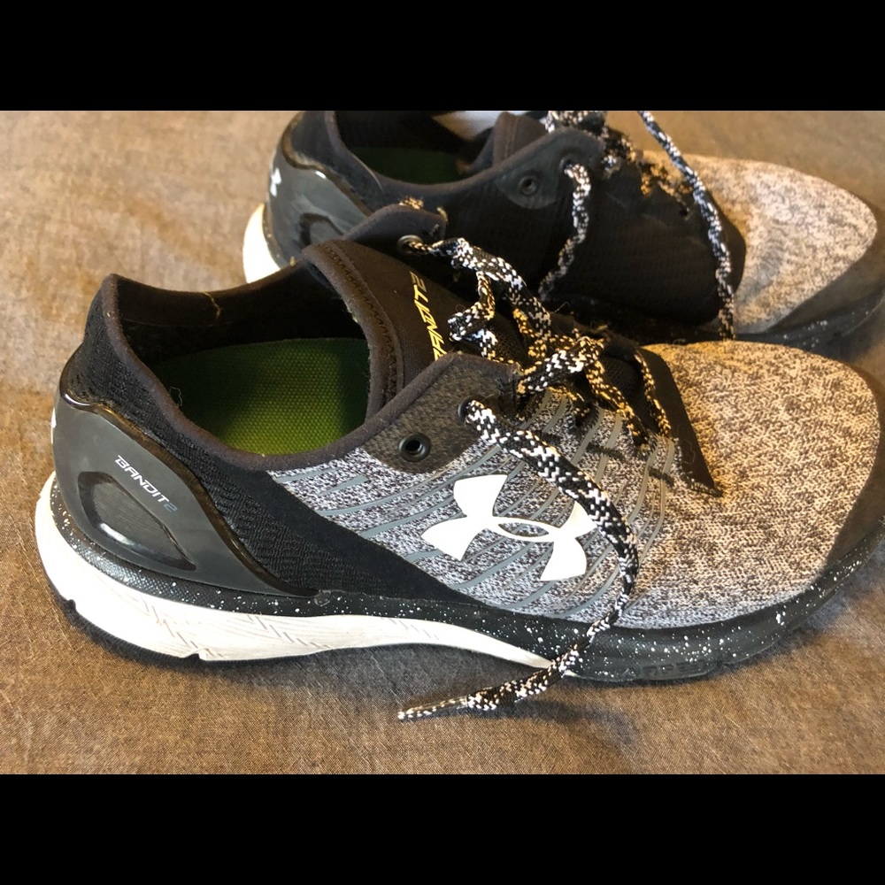 Under Armour  Women’s ruining shoe